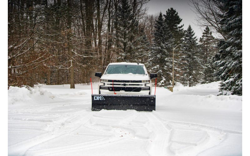 CHOOSING THE RIGHT SNOWPLOW FOR YOUR VEHICLE